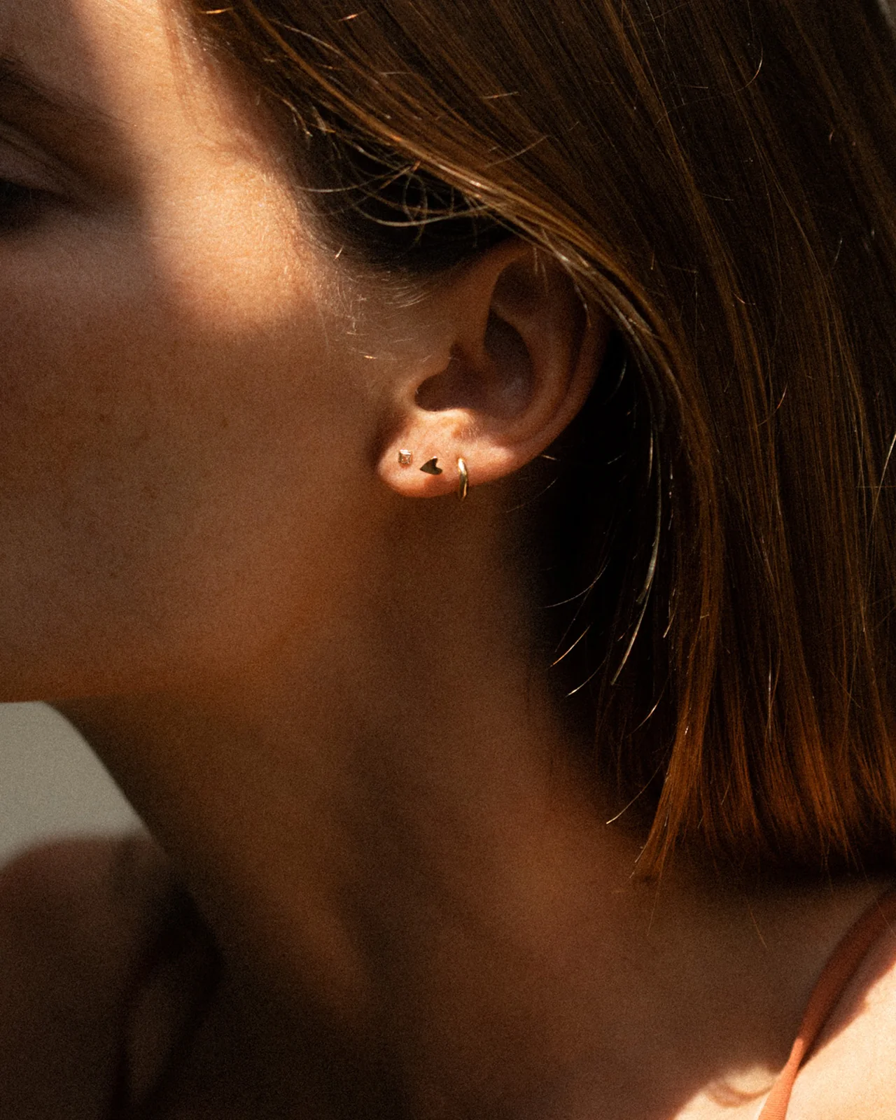 temple-of-the-sun-jewellery-heart-single-stud-solid-gold-32218864255051_1400x
